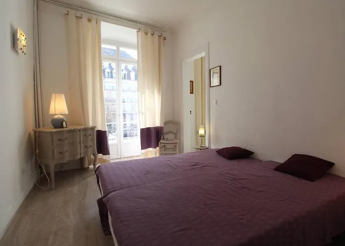 T2 Lumineux Centre Luchon, 4 Pers, Parking, Proche Thermes & Telecabine - Fr-1-313-230